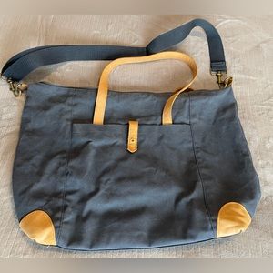 Like New Hearth and Home with Magnolia Weekender bag